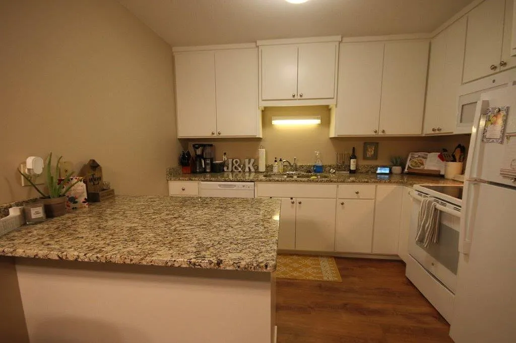 6309 Excelsior Blvd — Photo 3
