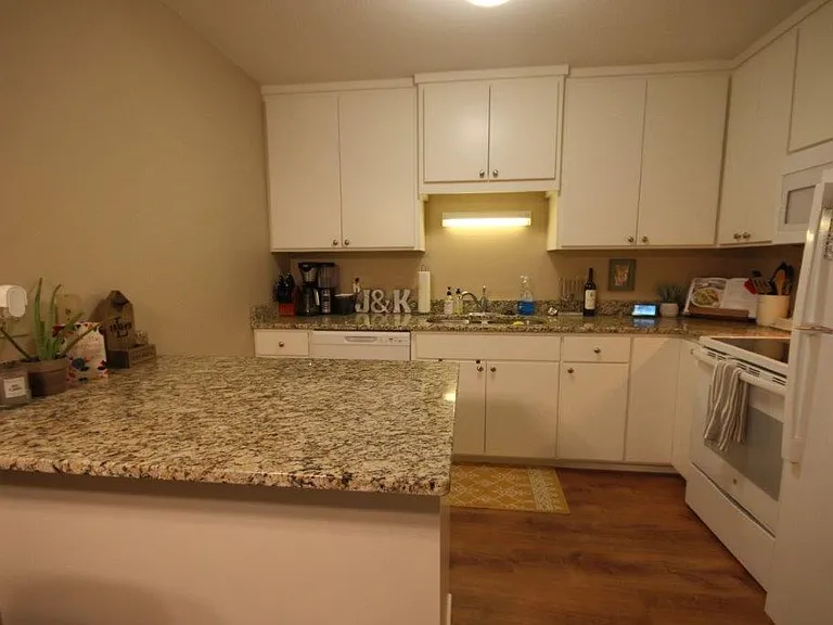 6309 Excelsior Blvd — Photo 2