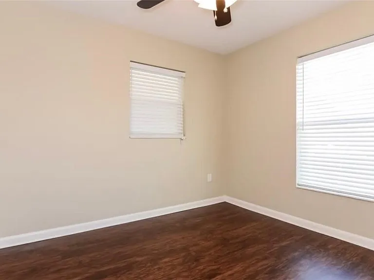 4125 SW 6th Pl — Photo 6