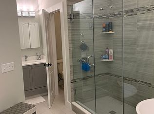 33 Maplevale Rd, East Kingston, NH 03827