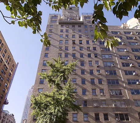 Rented by Stonehenge NYC LLC | media 29