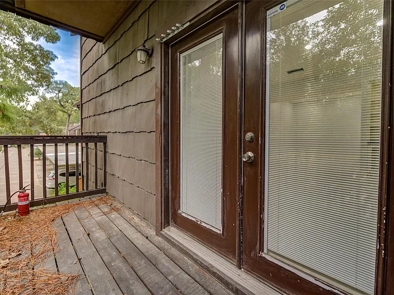 11711 Memorial Dr #534 — Photo 40