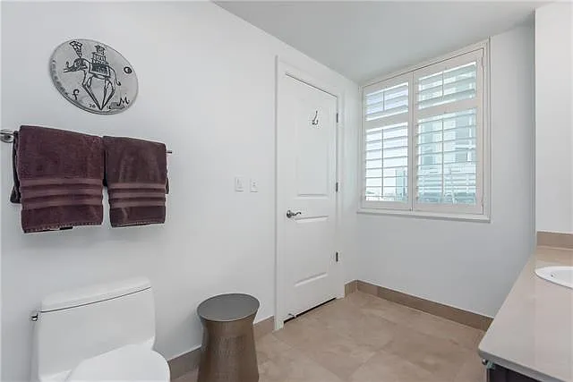 3901 Ridgelake Dr #4A — Photo 28