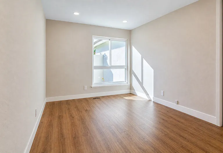 1236 Isengard Dr — Photo 22