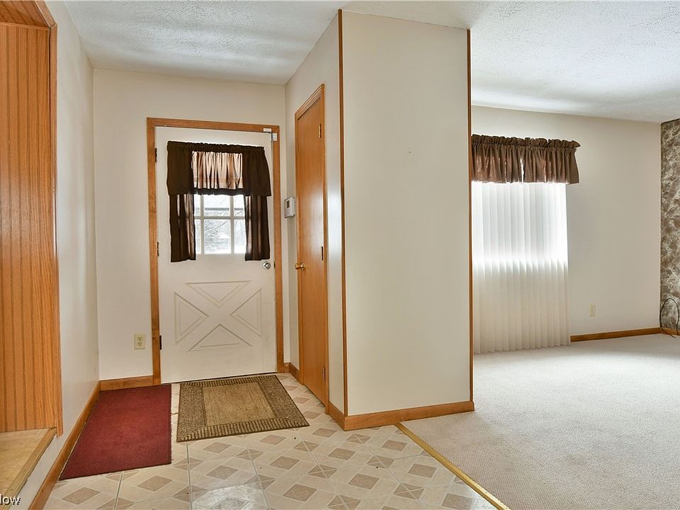 320 Champion Ave W Warren, OH Zillow Apartments for Rent in Warren