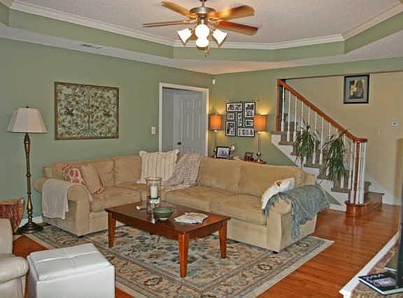 5th image of 1126 Thornberry Dr