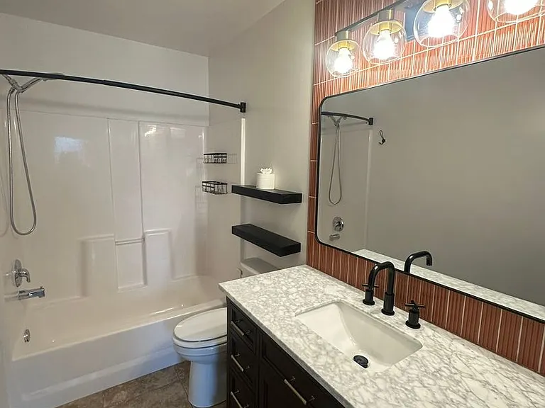 1584 E Sandalwood Dr — Photo 15