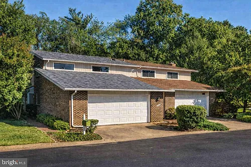 7220 Vistas Ln Photo 1