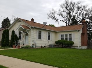 458 Hinman St, Aurora, IL 60505