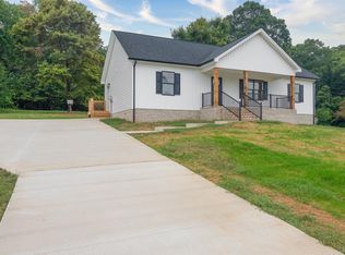 209 Charldon Rd, Lynchburg, VA 24501