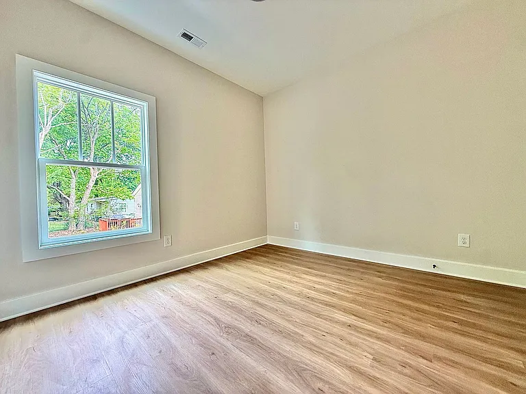 508B Dowd St — Photo 8