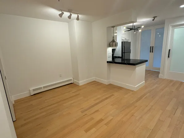 107 Avenue A 4F image 3 of 22