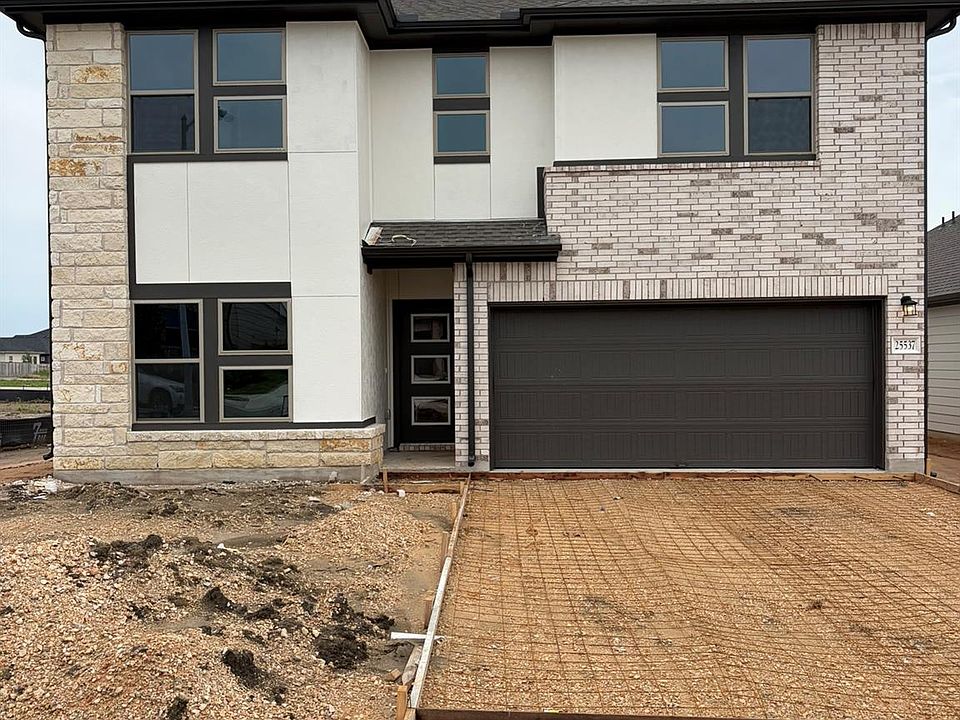 1st image of 25537 Flora Bella Ln
