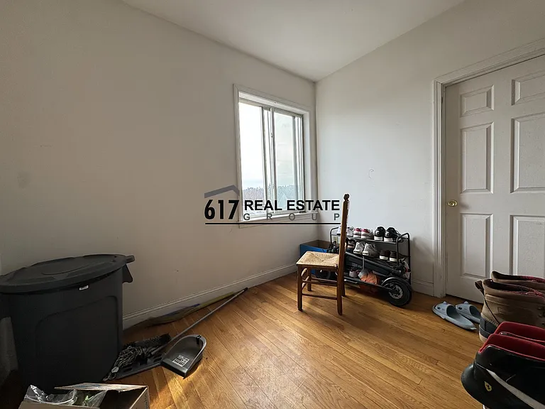 37 Egremont Rd #5 — Photo 9