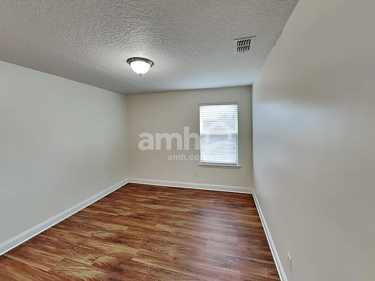 713 Celebration Ln — Photo 19