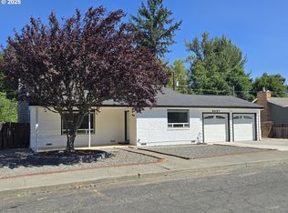 2437 Wright Dr, The Dalles, OR