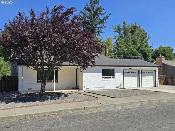 2437 Wright Dr, The Dalles, OR 97058