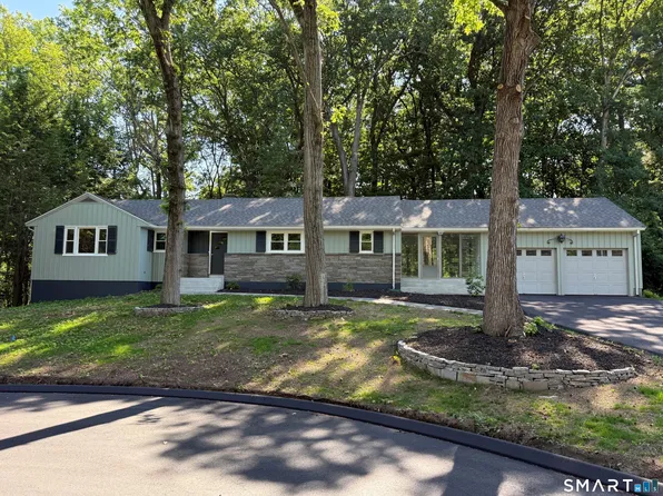 32 Hemlock Lane, East Hartford, CT 06118