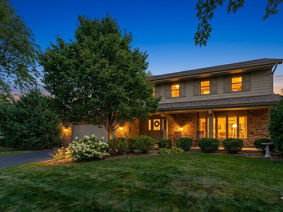 1st image of 9903 Balmoral Ln