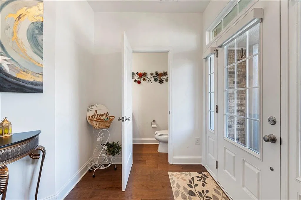 4 bed, 3.5 bath, 3142 sqft, $3,300 — Photo 4