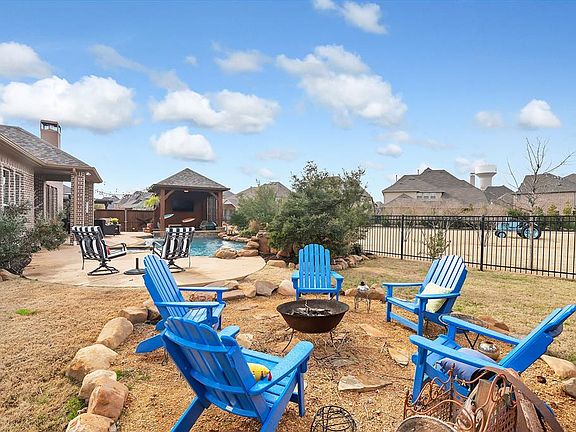 2nd image of 1333 Gristmill Ln