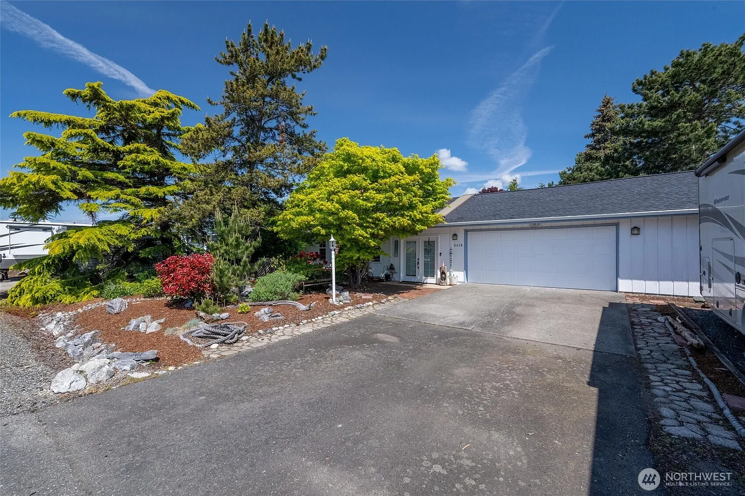 5418 Nootka Loop photo 1
