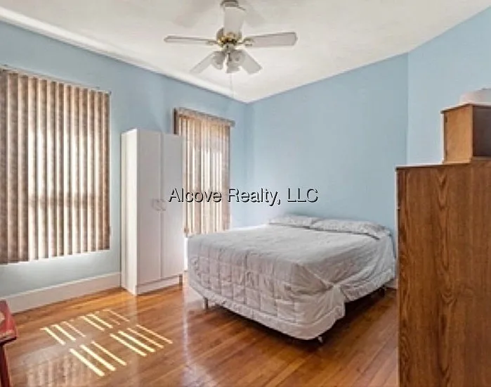 3 bed, 2.0 bath, $3,750 — Photo 4