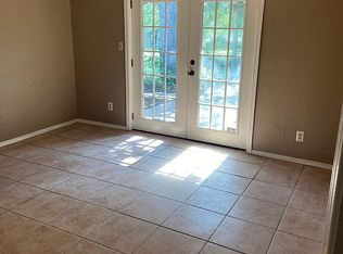 6424 West Dr, Guthrie, OK 73044