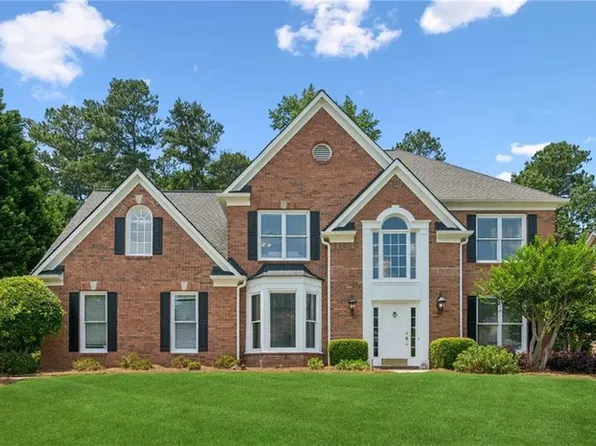 805 Yosemite Dr NW, Suwanee, GA 30024