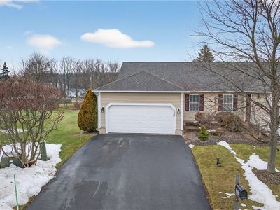 5037 Betsy Ross Way, Liverpool, NY, 13088