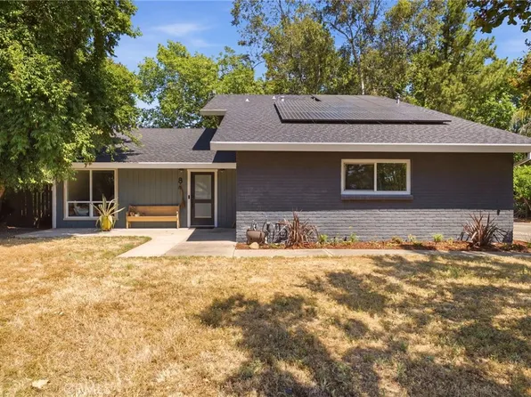 8 Creekwood Ct, Chico, CA 95926