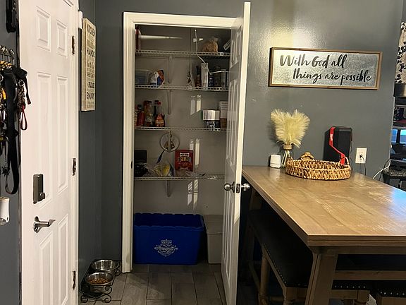 3rd image of 261 Kilburn St #1