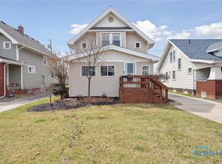 1136 Earlwood Ave, Oregon, OH