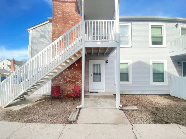 1717 S Cypress St APT 212, Wichita, KS 67207