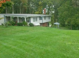30 W Bellefontaine Rd, Pleasant Lake, IN 46779