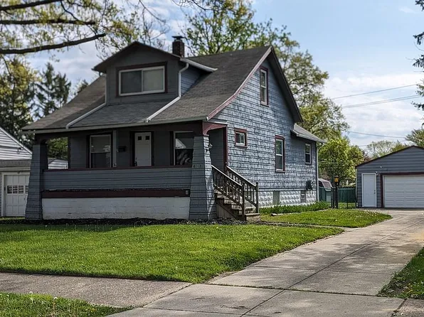 4219 W 222nd St, Fairview Park, OH 44126