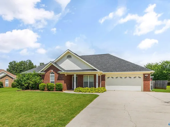 169 Delta Pine Dr, Huntsville, AL 35811