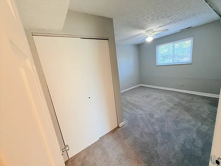 1437 Ambrose Ave #3 — Photo 20