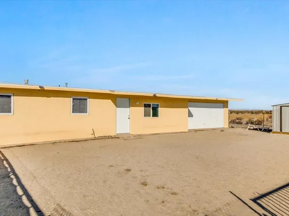 18039 E Avenue R, Llano, CA 93544