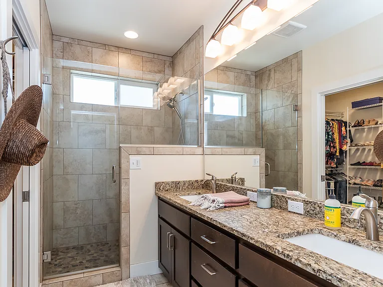 355 Ridgecrest Dr — Photo 14