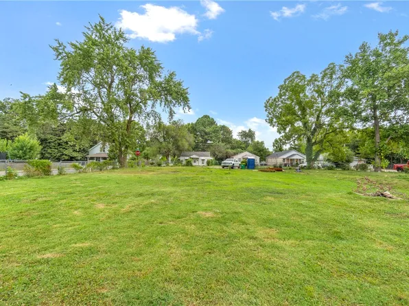 403 E Velma Ave #12A, Springdale, AR 72764