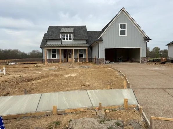 260 Highland Park Cv, Oakland, TN 38060