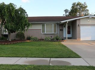 3281 Hickory Ct, Trenton, MI 48183