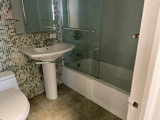 Rented by Prince Real Estate Associates LLC | media 6