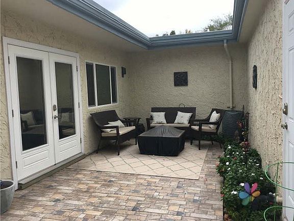 2nd image of 2511 N 60th Pl