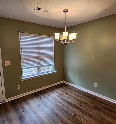 2nd image of 404 Dunmurry Pl
