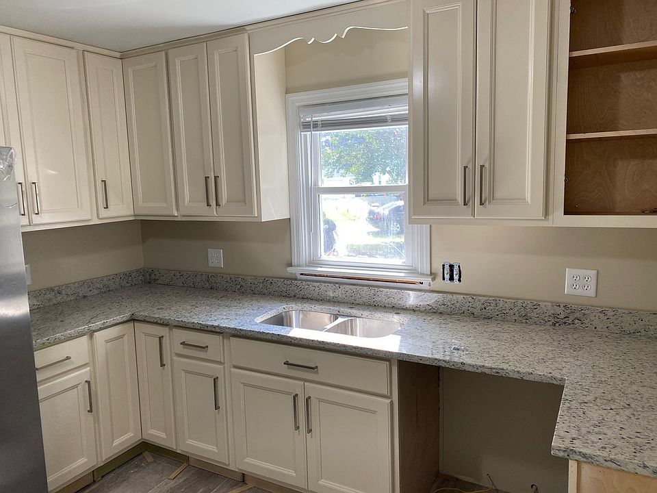 1st image of 4901 Annlyn Dr