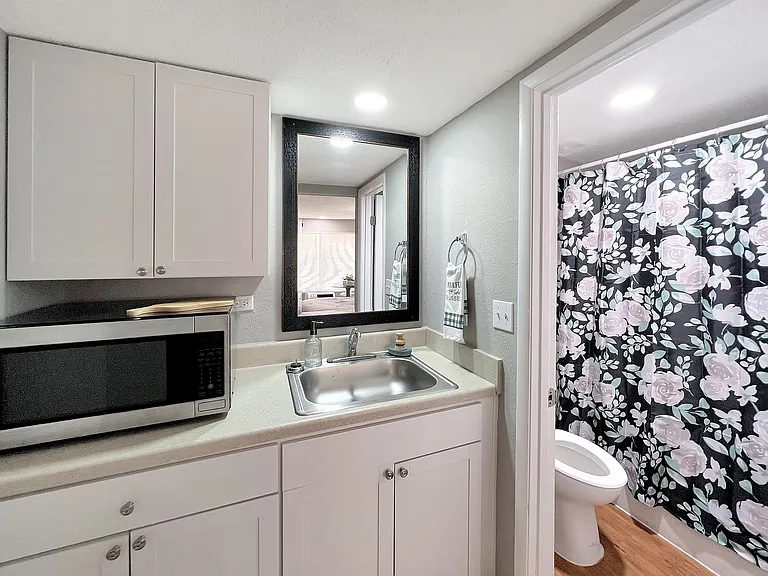 Flex Studio Apartments — Photo 6