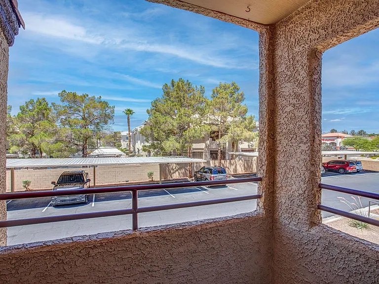 9325 W Desert Inn Rd #206 — Photo 26