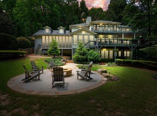 627 Apache Trl, Woodstock, GA 30189